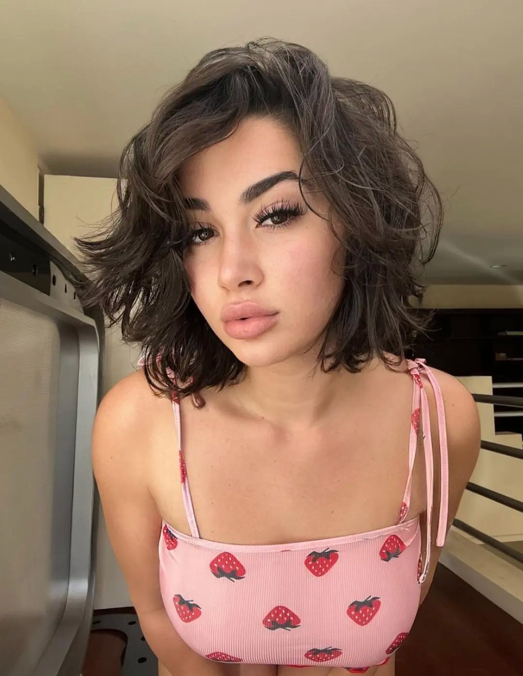 Eley Liseli Bayan Bayan Escort Melek